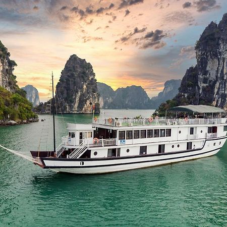 Legend Cruise Hotel Ha Long Bagian luar foto