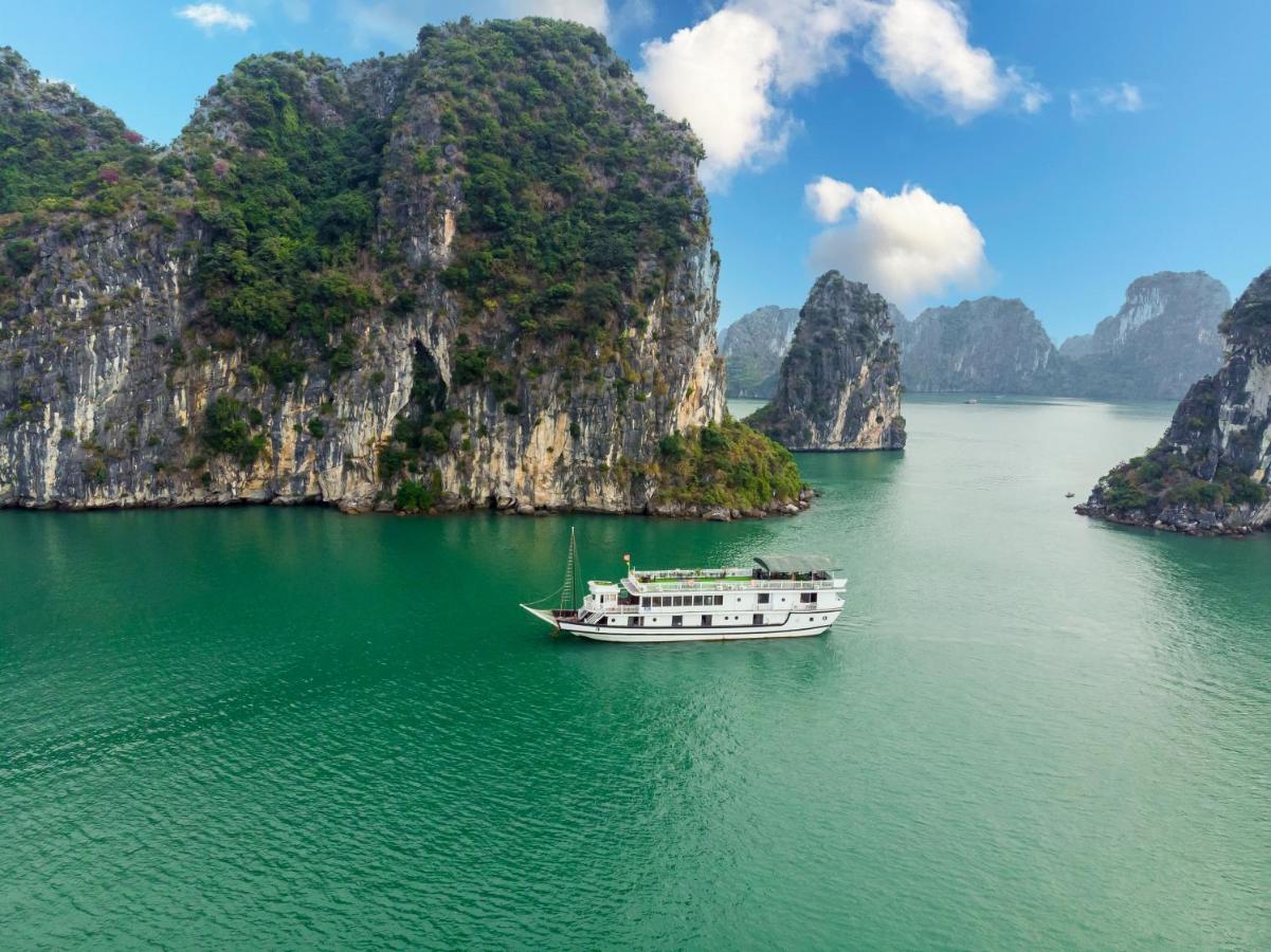 Legend Cruise Hotel Ha Long Bagian luar foto