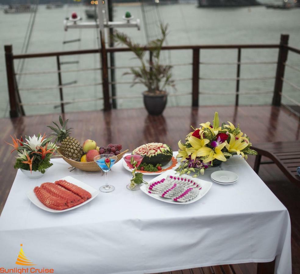 Legend Cruise Hotel Ha Long Bagian luar foto