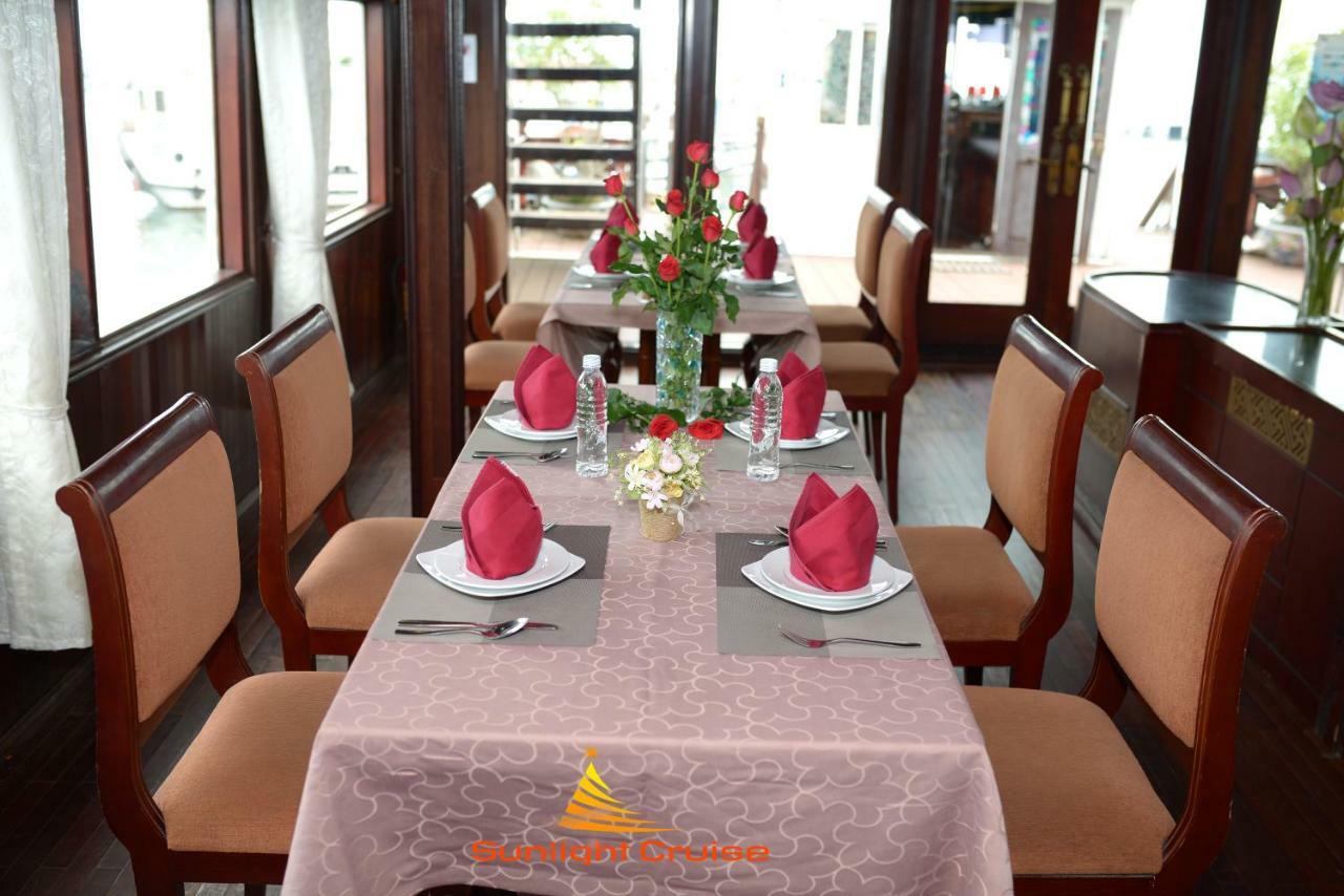 Legend Cruise Hotel Ha Long Bagian luar foto